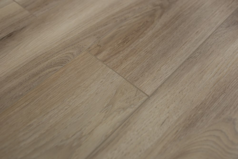 Замковая ПВХ плитка "Art Tile" Клён Фог (1220*152*5 мм) — купить в Армавире