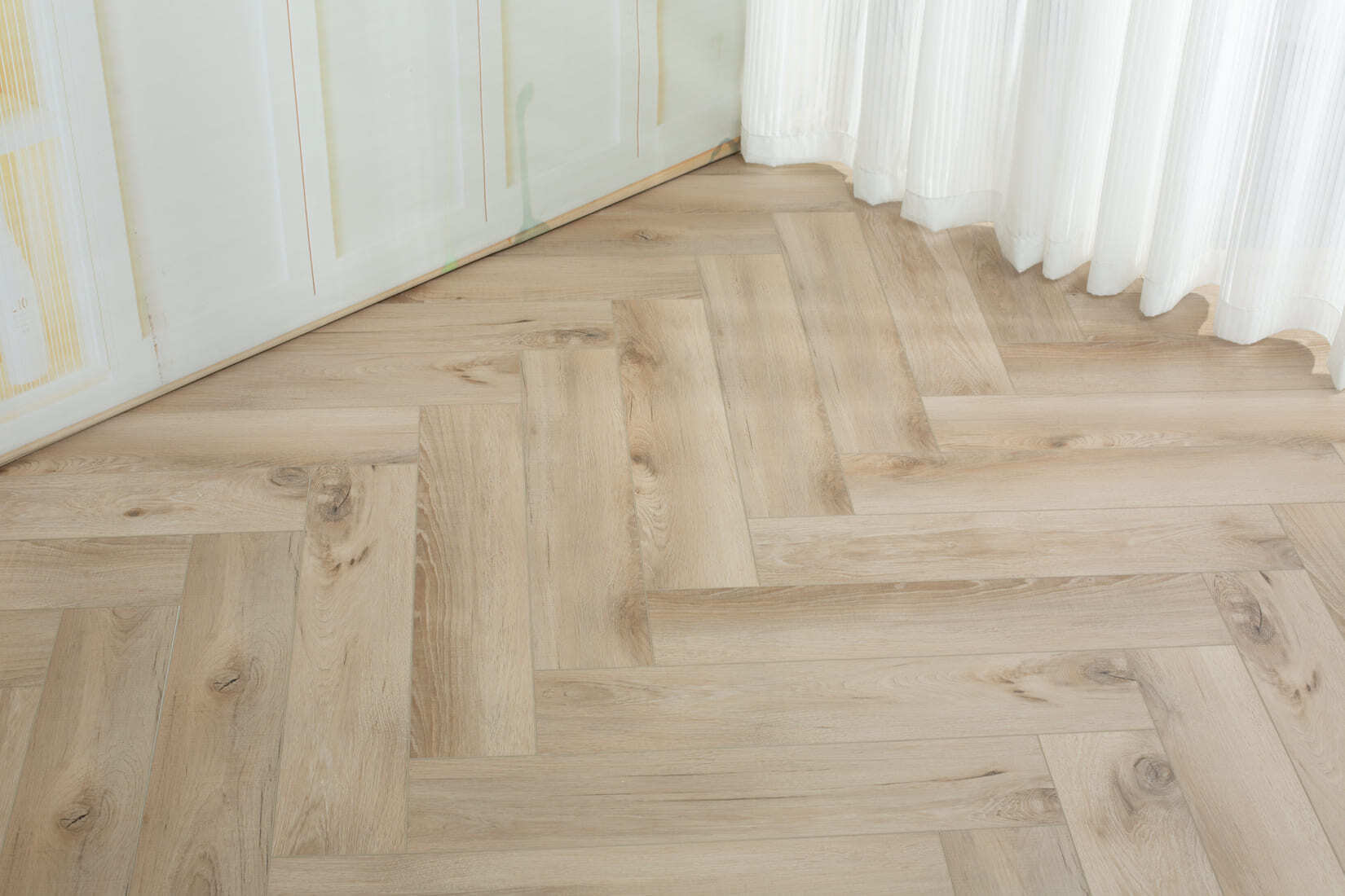 Плитка SPC "OneFloor" 3009 А,В  ЁЛКА (640*128*4 мм) — купить в Армавире