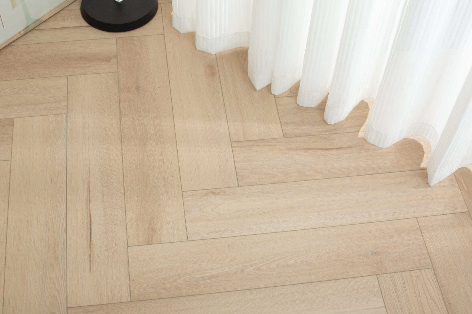 Плитка SPC "OneFloor" 3032 А,В  ЁЛКА (640*128*4 мм) — купить в Армавире