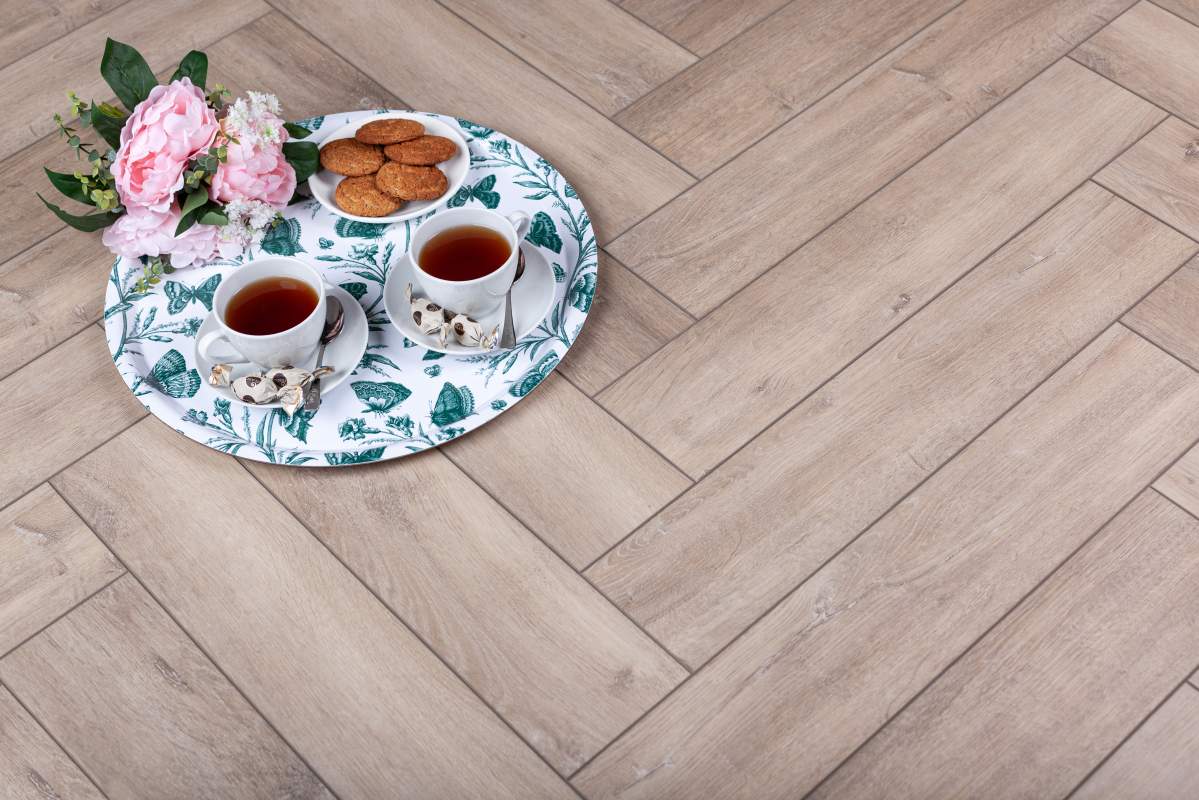 Замковая ПВХ плитка "Aberhof" Carmelita 0532 (615*123*5 мм) — купить в Армавире