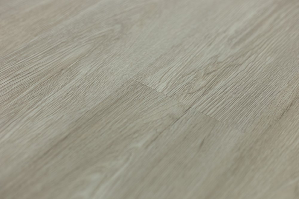 Замковая ПВХ плитка "Art Tile" Дуб Британь (920*150*4 мм) — купить в Армавире