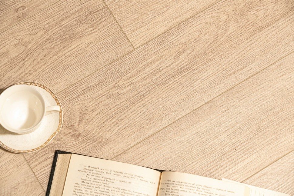 Виниловый ламинат "Bonkeel" Style Дуб Гарднер (1200*125*4 мм) — купить в Армавире