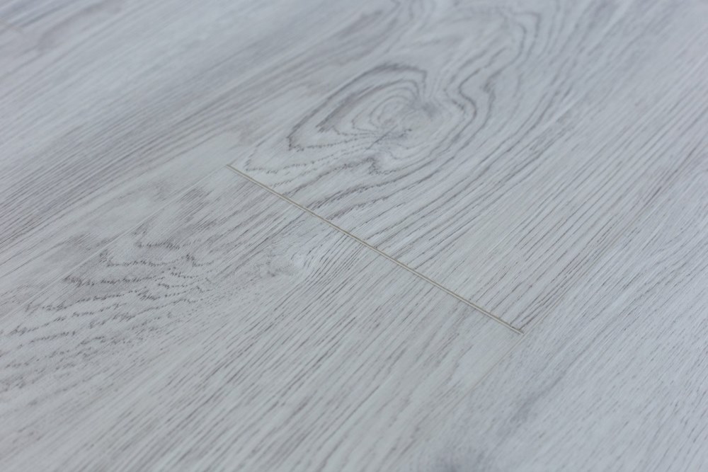 Замковая ПВХ плитка "Art Tile" Ясень Эдмонтон (1220*152*5 мм) — купить в Армавире