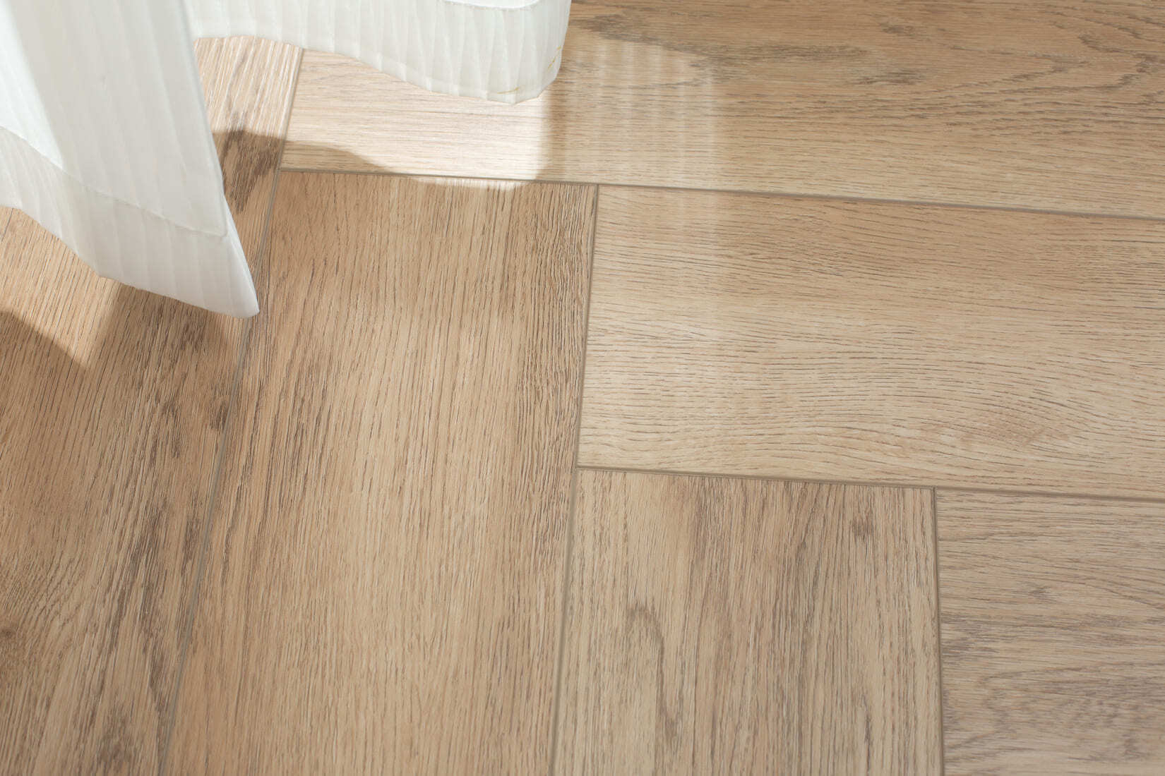 Плитка SPC "OneFloor" 3028 А,В  ЁЛКА (640*128*4 мм) — купить в Армавире