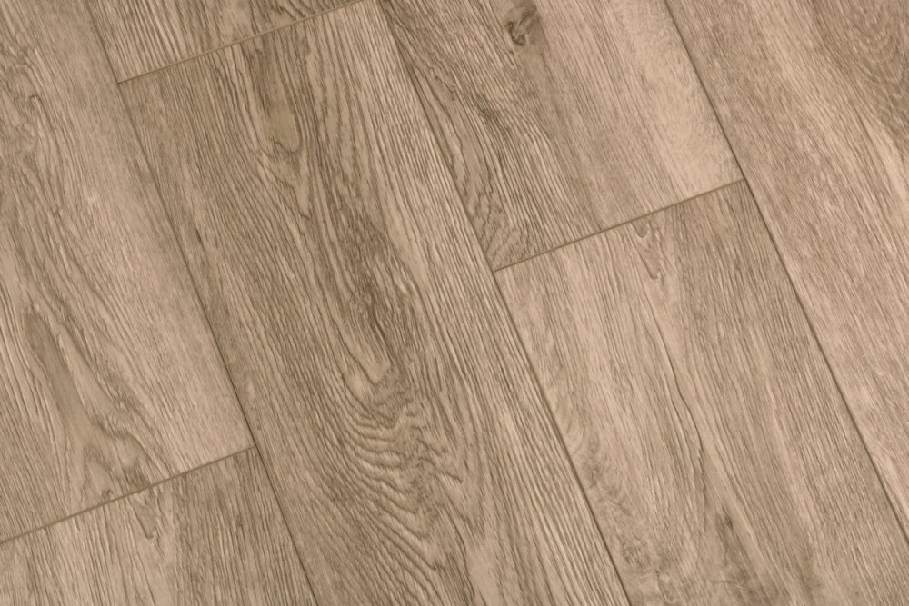 LVT плитка "Profield" Дуб Мадейра (915,4*152,4*2,5 мм) — купить в Армавире